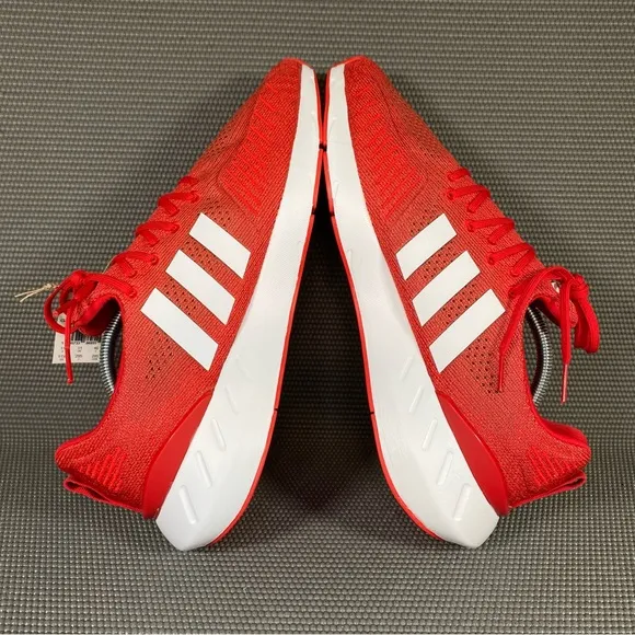 🆕 Adidas Swift Run 22 Running Athletic Shoes Men's Size US 11.5 Red GZ3497