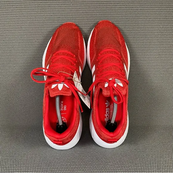 🆕 Adidas Swift Run 22 Running Athletic Shoes Men's Size US 11.5 Red GZ3497