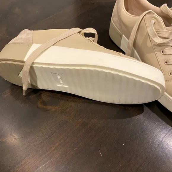 🆕 Vince Bensley Mixed Leather Low-Top Sneakers