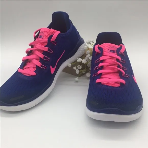 • WMNS NIKE FREE RN 2018 running