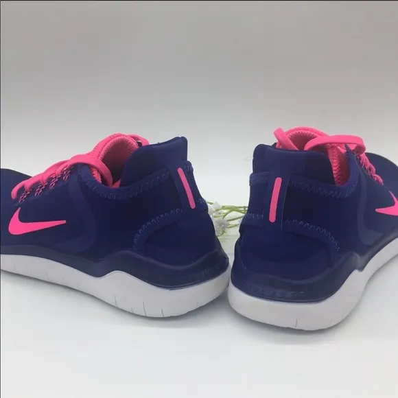 • WMNS NIKE FREE RN 2018 running