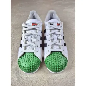 $80 Adidas Superstars X Lego Shoes Sneakers KIds Youth US 3.5 White Green H03958
