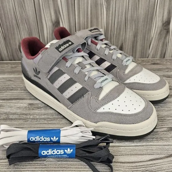 Adidas Forum 84 Low Home Alone 2 Pigeon Sneakers - Men's US Size 11 - NEW