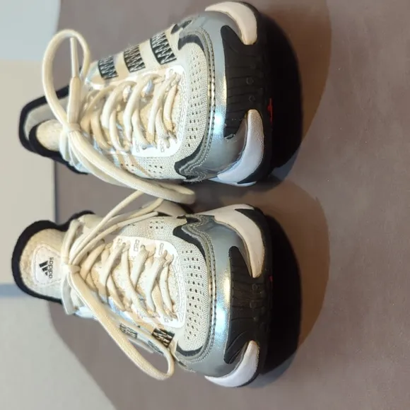 Adidas Impact Flex X Patrick Mahomes White Silver Black youth shoes size 4.5