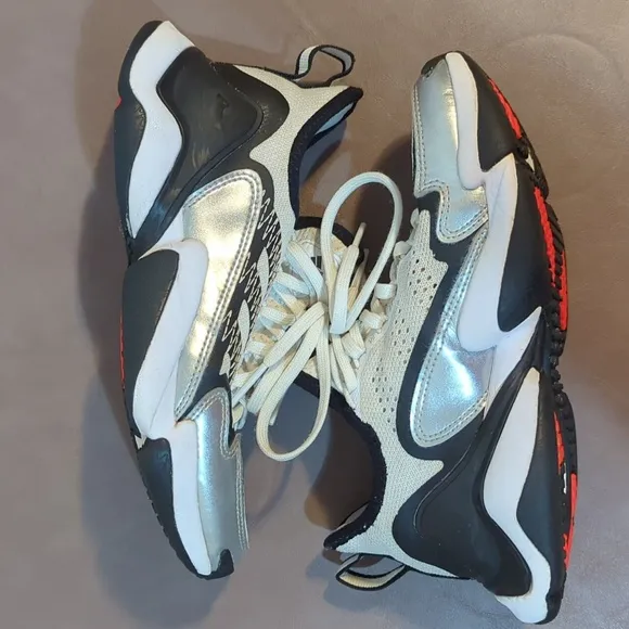 Adidas Impact Flex X Patrick Mahomes White Silver Black youth shoes size 4.5