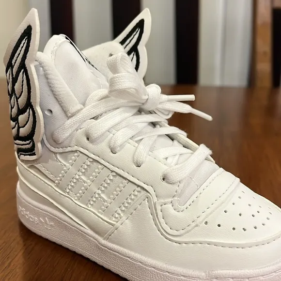 Adidas JS Wings 4.0 Jeremy Scott Kids Shoes Sneakers Toddlers Boys Girls Size 8