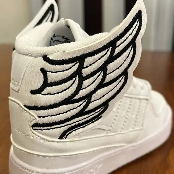 Adidas JS Wings 4.0 Jeremy Scott Kids Shoes Sneakers Toddlers Boys Girls Size 8