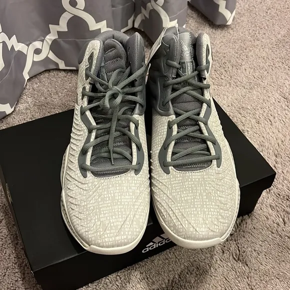 Adidas Mad Bounce 2018 basketball shoes sneakers new grey mens size 14