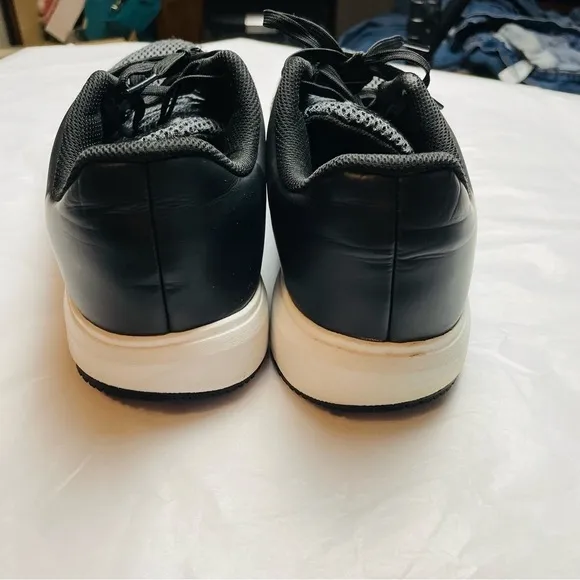 Adidas Madoru 2.0 Men's Running Shoes