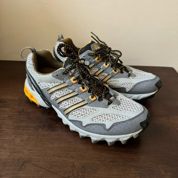 Adidas Men Running Shoes Size 8.5 new not box