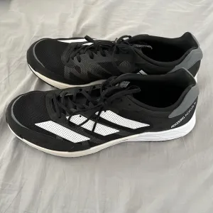 Adidas mens running shoes- adizero adios 6. Size 11.5
