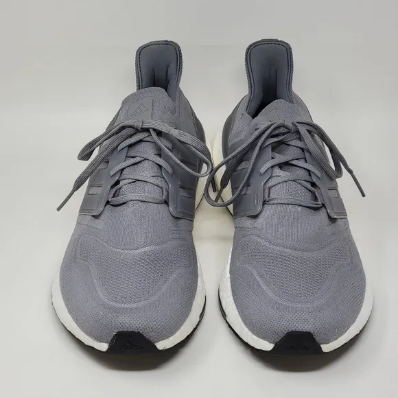 Adidas Men's Ultraboost 22 Gray White Running Shoes Sneakers Size 14 GX5460