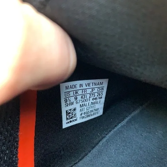 Adidas NMD Como The brand with 3 stripes shoes