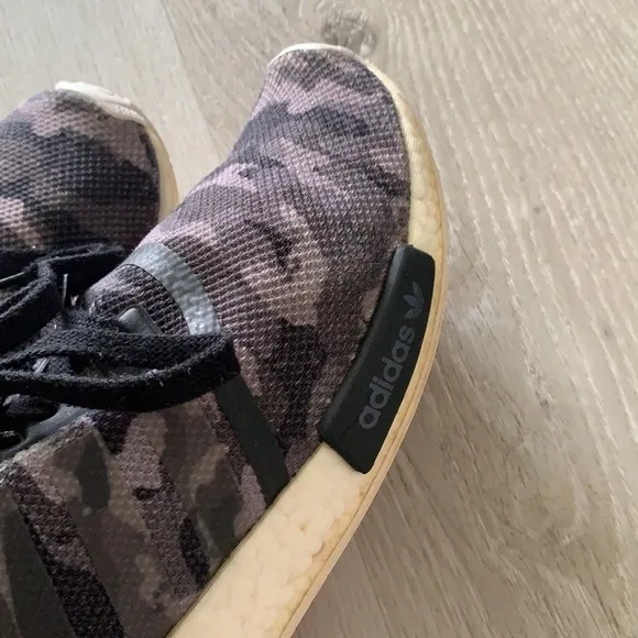 Adidas NMD Como The brand with 3 stripes shoes