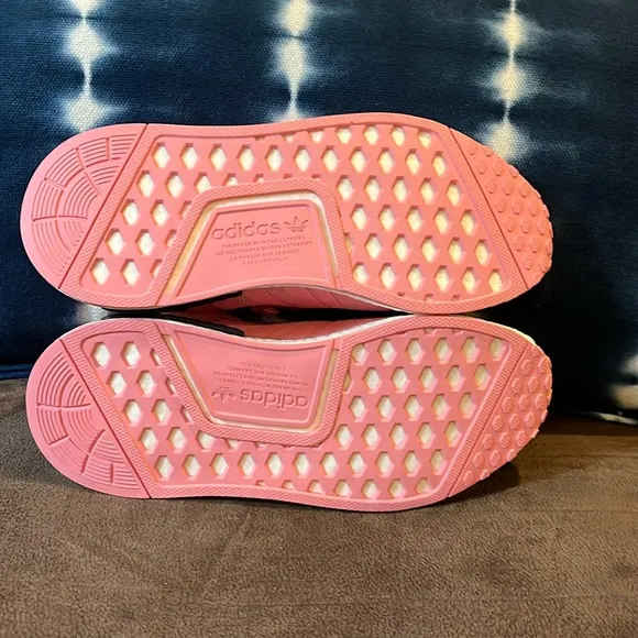 Adidas NMD_R1 J shoes sneakers new pink Big Girls GS B42086 NMD R1 Youth Sizes
