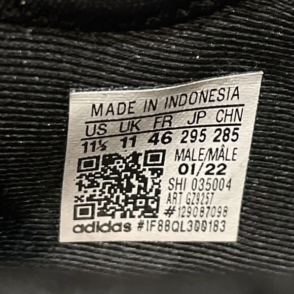 Adidas NMD_R1 Primeblue Low Size Men 11.5 Running Shoes Black White GZ9257