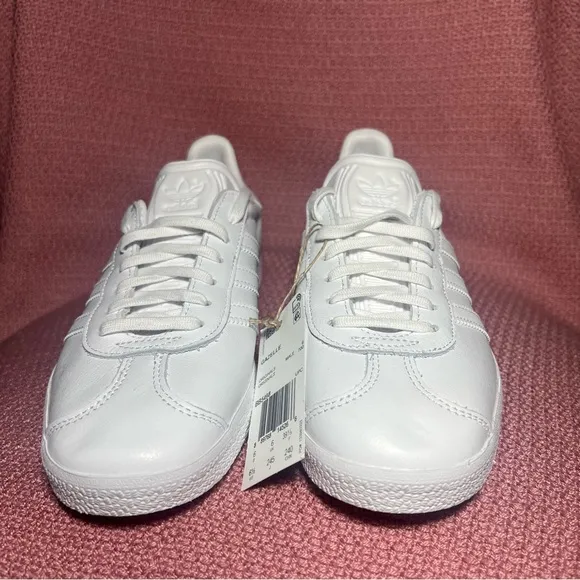 Adidas Originals Gazelle White Gold Mens 6.5/ women’s 7.5 Casual Shoes Leather