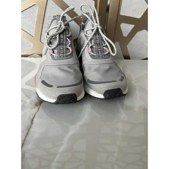 adidas Originals NMD_V3 Big kids Girls Sz 7 y Youth running shoes Eu 40 Sneakers
