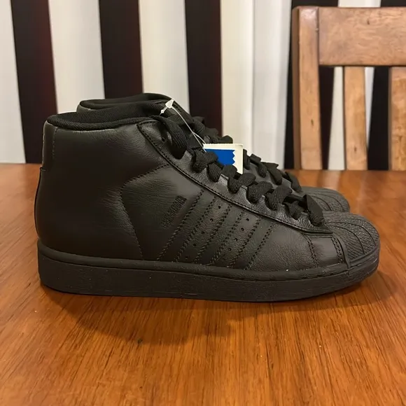 Adidas Pro Model J shoes sneakers new black Youth Boys Girls Size 4.5