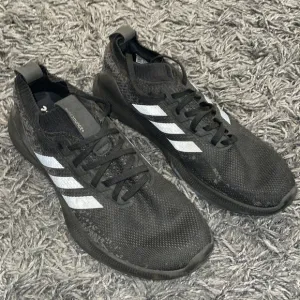 Adidas pure bounce black grey running shoes size 13