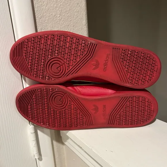Adidas Red Continental 80 Sneakers Shoes  EE4144. Men's Size 11.5