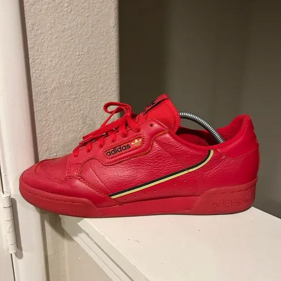 Adidas Red Continental 80 Sneakers Shoes  EE4144. Men's Size 11.5