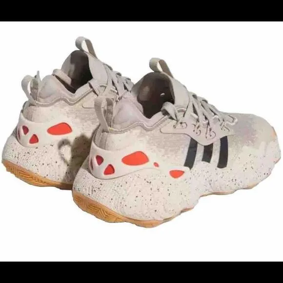 Adidas TRAE YOUNG 3 Unisex Sports Shoes Basketball sz 8