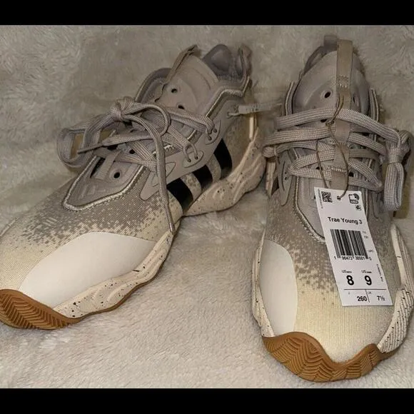 Adidas TRAE YOUNG 3 Unisex Sports Shoes Basketball sz 8