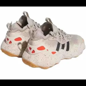 Adidas TRAE YOUNG 3 Unisex Sports Shoes Basketball sz 8