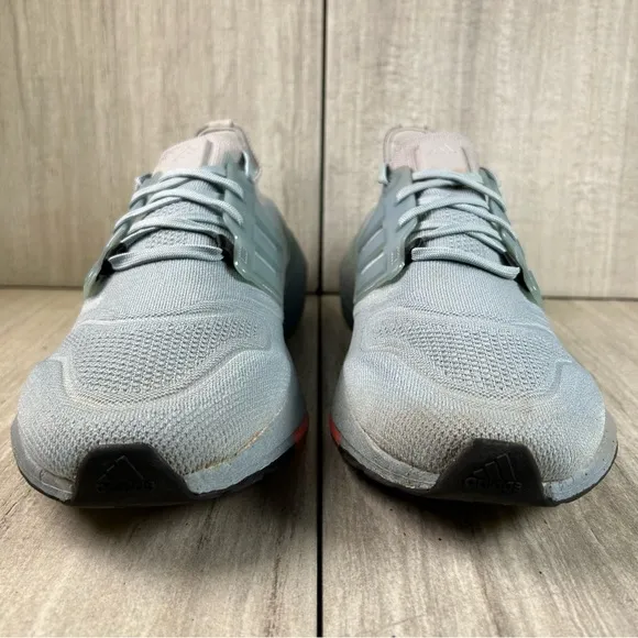 Adidas UltraBoost 22 Magic Gray Athletic Sneakers Running Shoes Mens Size 11