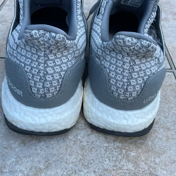 Adidas ULTRABOOST 5 DNA RUNNING LIFESTYLE SHOES