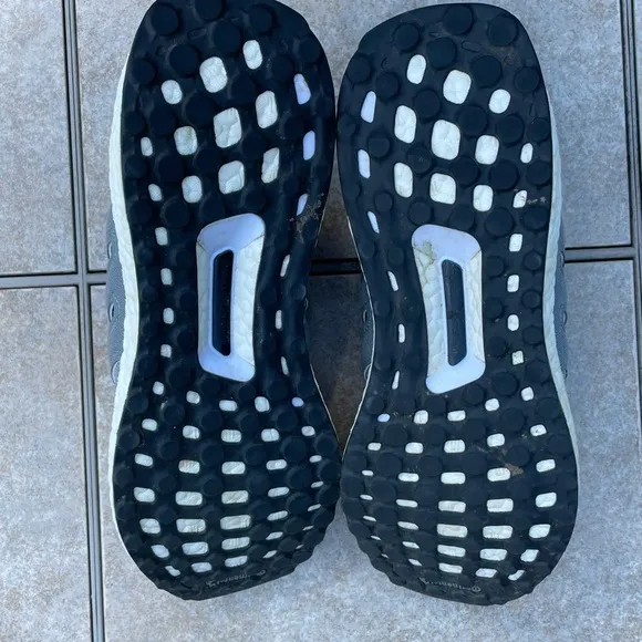 Adidas ULTRABOOST 5 DNA RUNNING LIFESTYLE SHOES