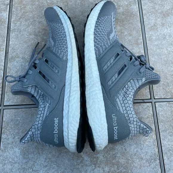 Adidas ULTRABOOST 5 DNA RUNNING LIFESTYLE SHOES