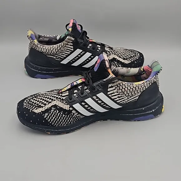 Adidas Ultraboost 5.0 DNA 'Pride' Running Shoes GY4424  Men size 9.5