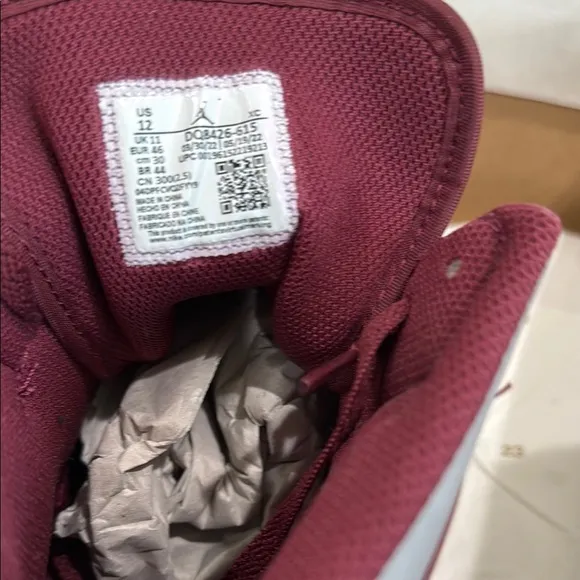Air Jordan 1 Mid Sneakers size 12