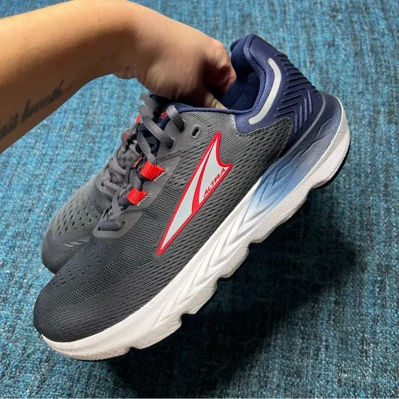 Altra Provision 7 Running Shoes in Dark Grey Blue Red