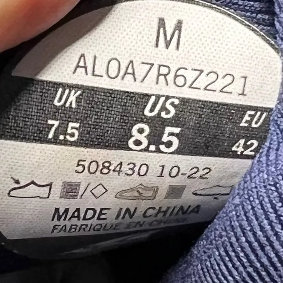 Altra Provision 7 Running Shoes in Dark Grey Blue Red