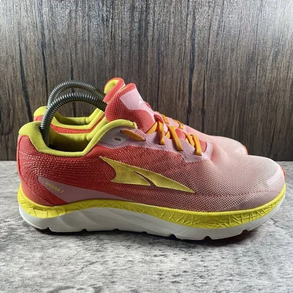 Altra Rivera 2 Women's Road Running Shoes Size 9 Coral Yellow
