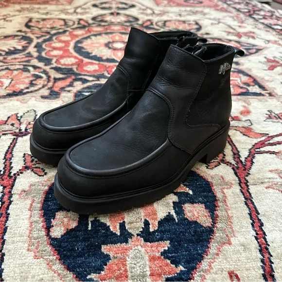 Anfibio Waterproof Leather Boots
