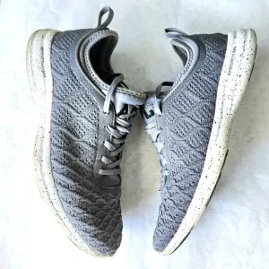 APL Phantom gray running shoes speckle soles