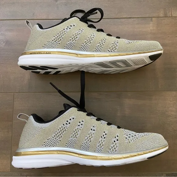APL TechLoom Pro W Running Shoes Size 8.5 Gold Silver Black Sneakers Metallic