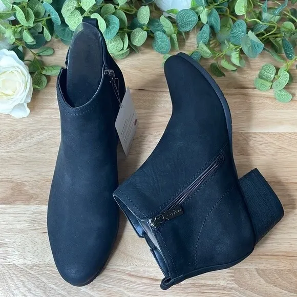 Aqua College Womens Isla Suede Waterproof Ankle Boots Black 8.5 W