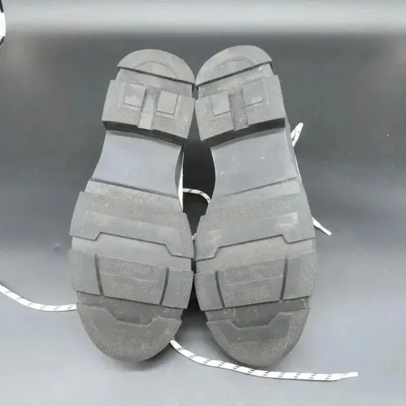 AQUA White 1-1/2&quot; Platform Hike Round Toe Block Heel Hiking Boots Size 10
