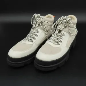 AQUA White 1-1/2&quot; Platform Hike Round Toe Block Heel Hiking Boots Size 10
