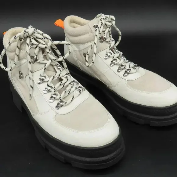 AQUA White 1-1/2&quot; Platform Hike Round Toe Block Heel Hiking Boots Size 10