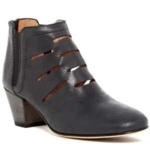 Aquatalia Marvin K Freida Black Leather Laser Cut Ankle Boots 8.5