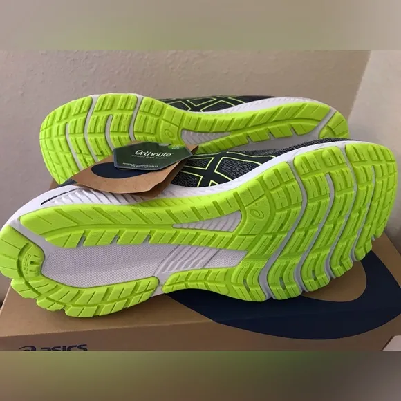 ASICS GT-1000 11 Men's Running Shoes Size 7.5 Sheet Rock Gray Green Black 7 1/2
