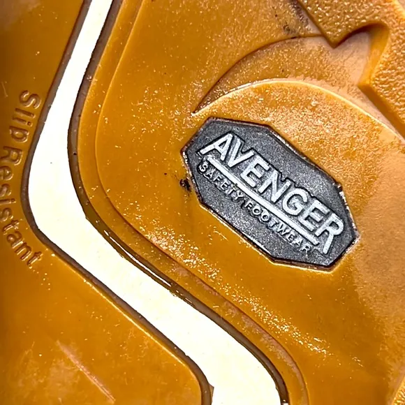 Avenger steel toe waterproof boots size7.5i