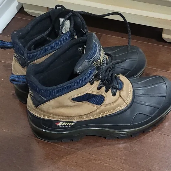 BAFFIN Hiking Boots