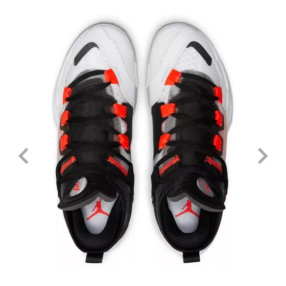 Big boys Jordan Sneakers